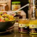 Motel One Paris-Porte Dorée