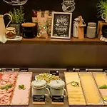 Motel One Paris-Porte Dorée