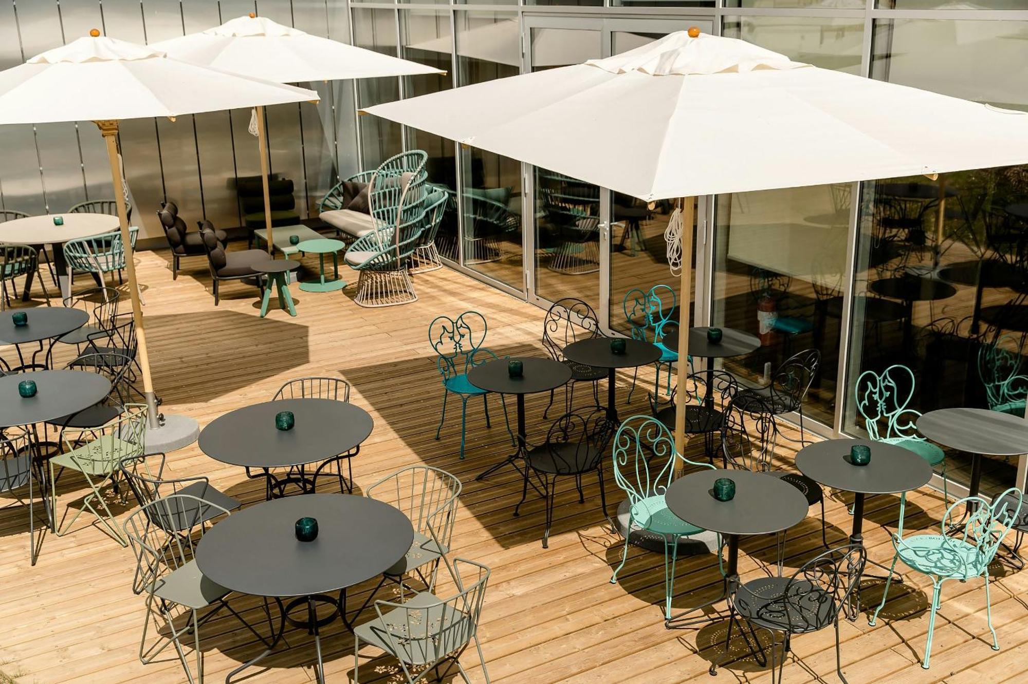 One Paris-porte Doree