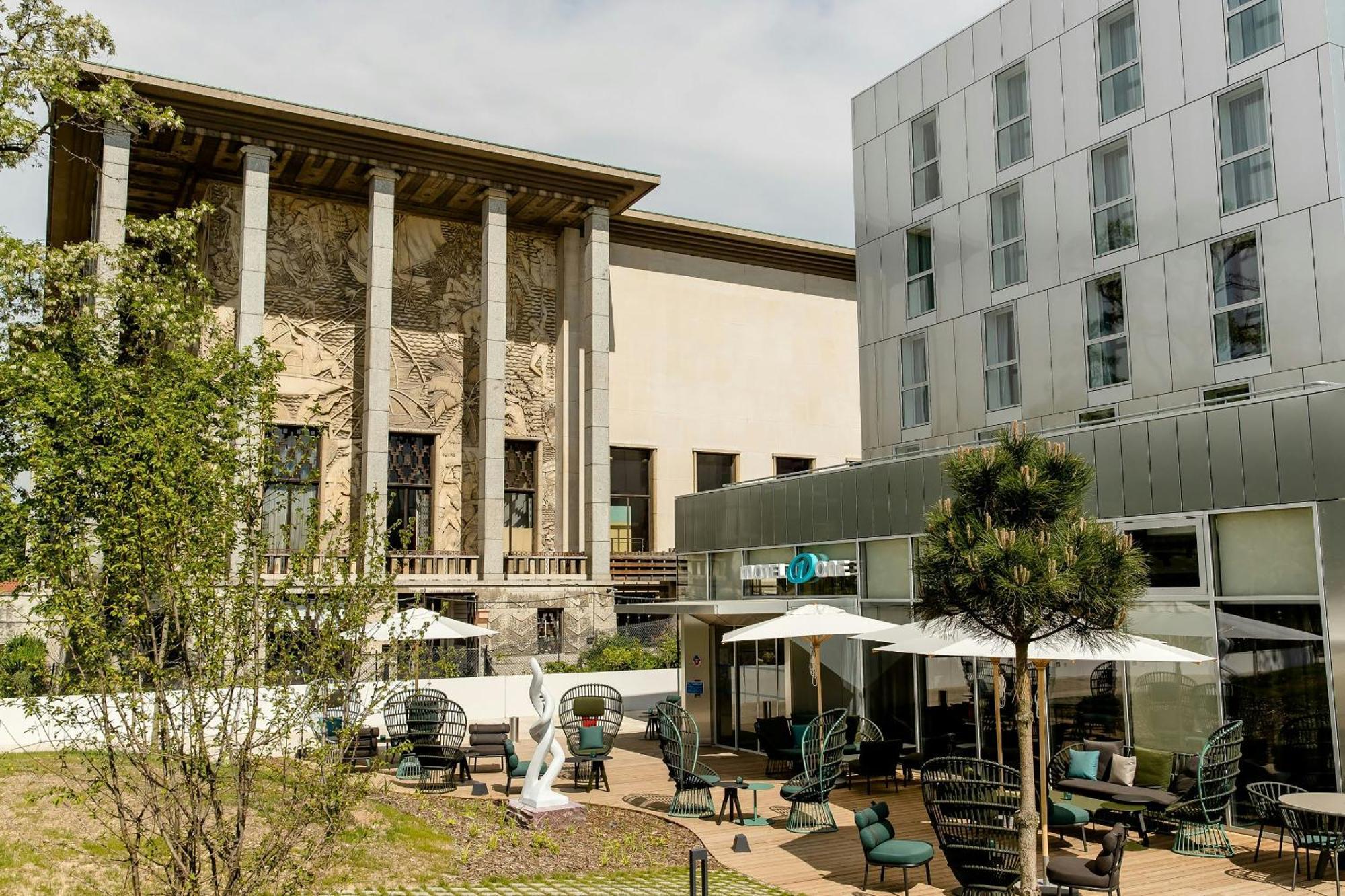 One Paris-porte Doree 3* Paris